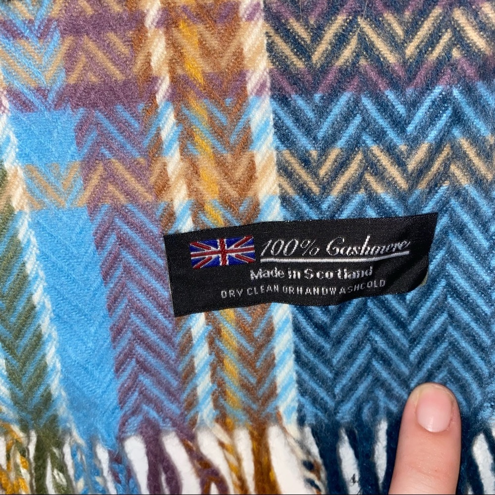 100% Cashmere Made in Scotland Plaid Multicolor Scarf